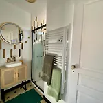 Maison Chaleureuse Babyfoot, Vinyles & Detente Tatil Evi *